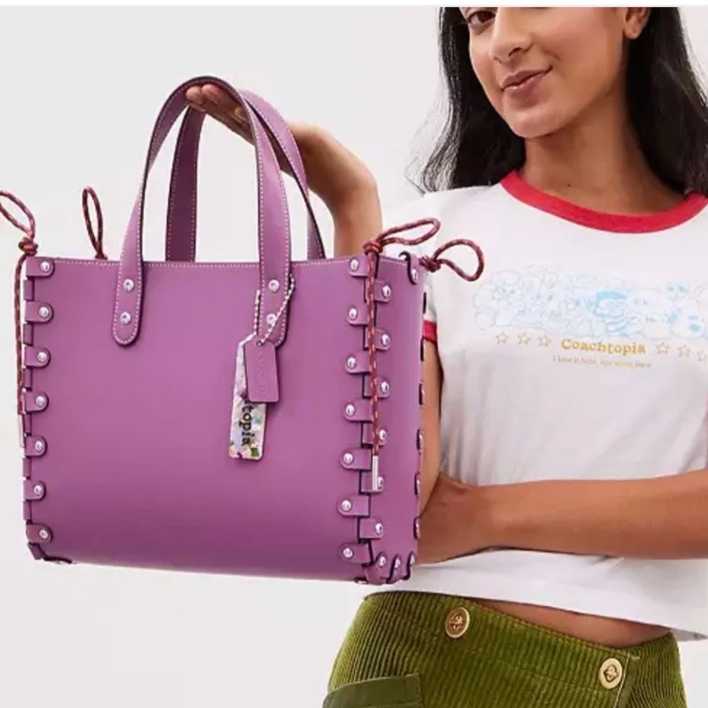 Coach Coachtopia Re-Laceable Reversible Crossbody Tote Purse, Lilac Berry - Picture 4 of 16